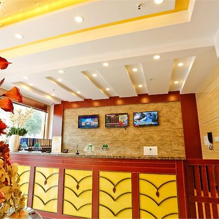 Greentree Inn Jiangsu Yancheng Dongtai Honglan Road Pedestrian Street Express Hotel Bagian luar foto