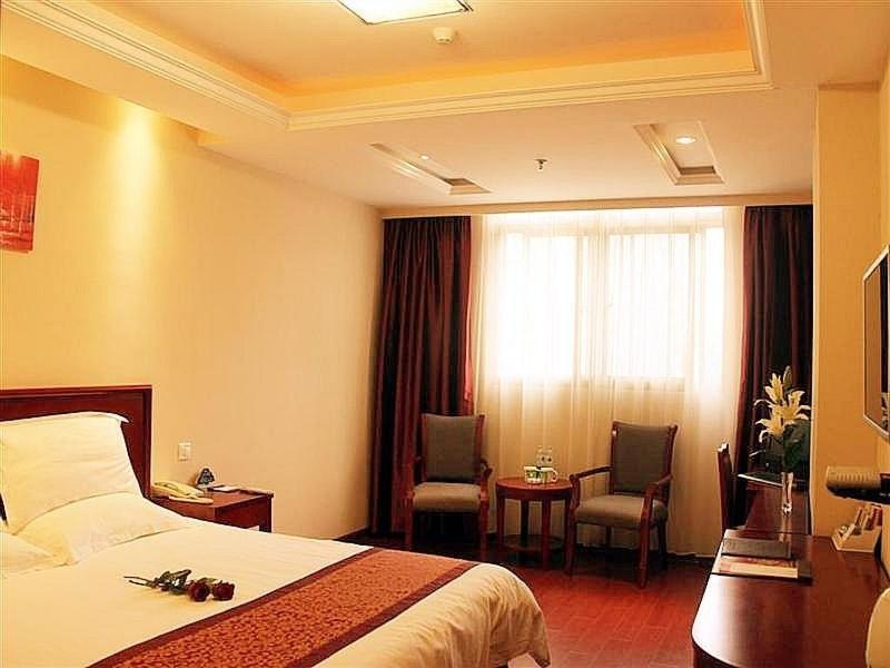 Greentree Inn Jiangsu Yancheng Dongtai Honglan Road Pedestrian Street Express Hotel Bagian luar foto