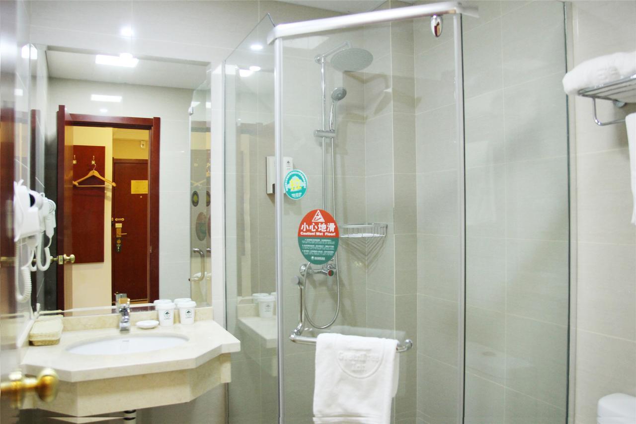 Greentree Inn Jiangsu Yancheng Dongtai Honglan Road Pedestrian Street Express Hotel Bagian luar foto