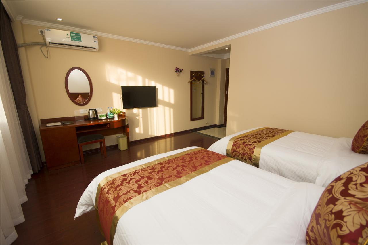 Greentree Inn Jiangsu Yancheng Dongtai Honglan Road Pedestrian Street Express Hotel Bagian luar foto